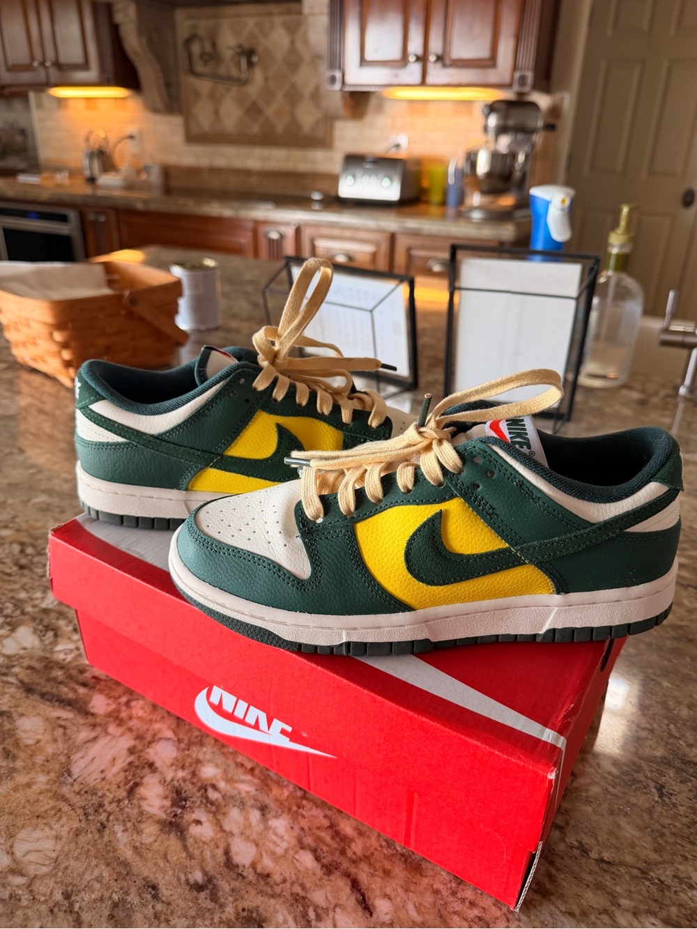 NIKE DUNK NOBLE GREENS